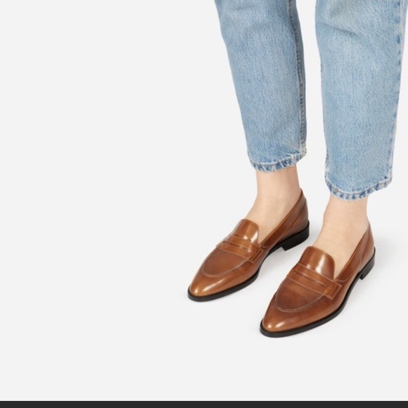 Everlane Shoes - Everlane modern loafer in Cognac👌